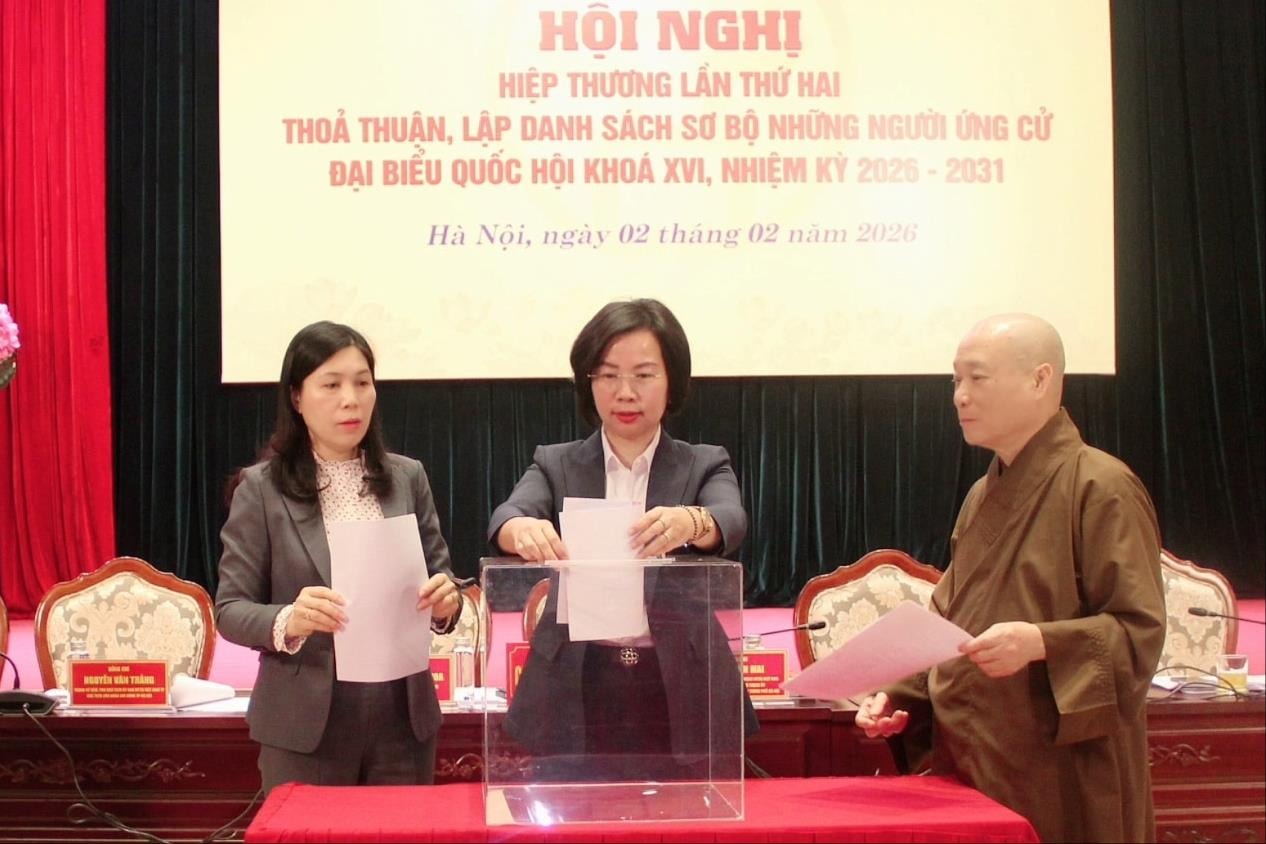 Hội nghị hiệp thương lần thứ hai thỏa thuận, lập danh sách sơ bộ những người ứng cử đại biểu Quốc hội khóa XVI và đại biểu HĐND thành phố Hà Nội - ảnh 2