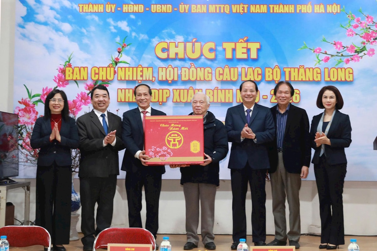 Trưởng ban Tuyên giáo và Dân vận Thành ủy Nguyễn Doãn Toản chúc Tết Câu lạc bộ Thăng Long  ​ - ảnh 1