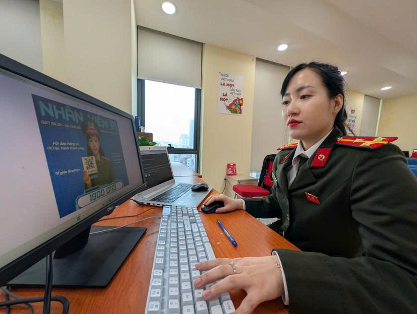 “Trợ lý ảo” phát huy hiệu quả, một trong những mô hình chuyển đổi số tiêu biểu của lực lượng Công an Thủ đô  - ảnh 1