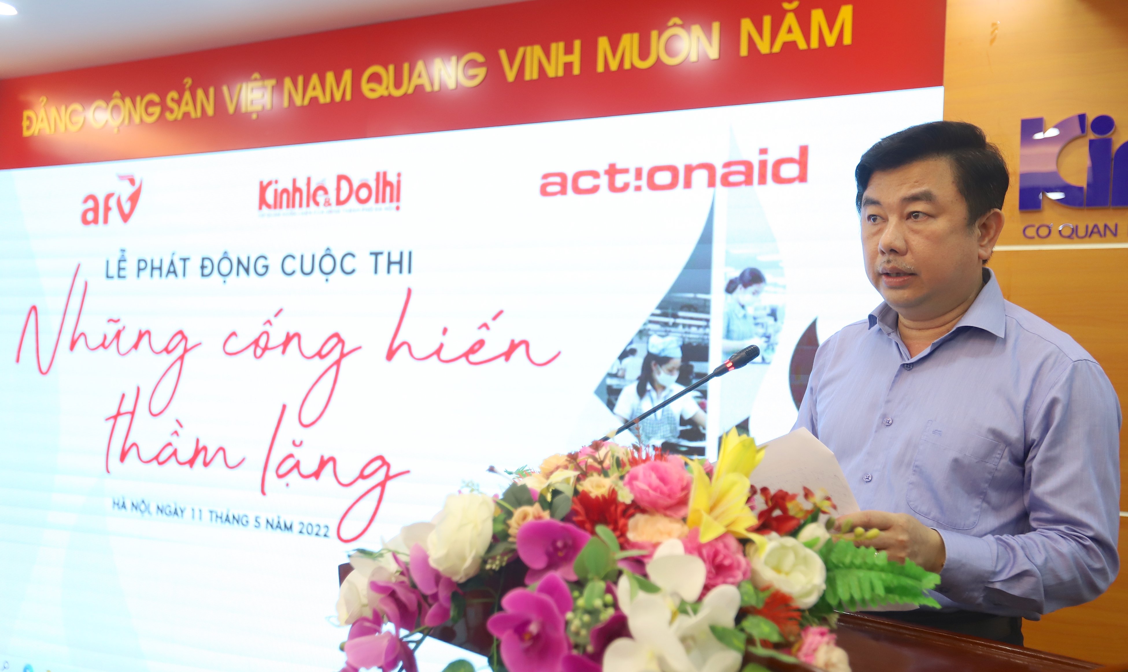 Tôn vinh những tấm gương cống hiến thầm lặng của nữ công nhân lao động - ảnh 2