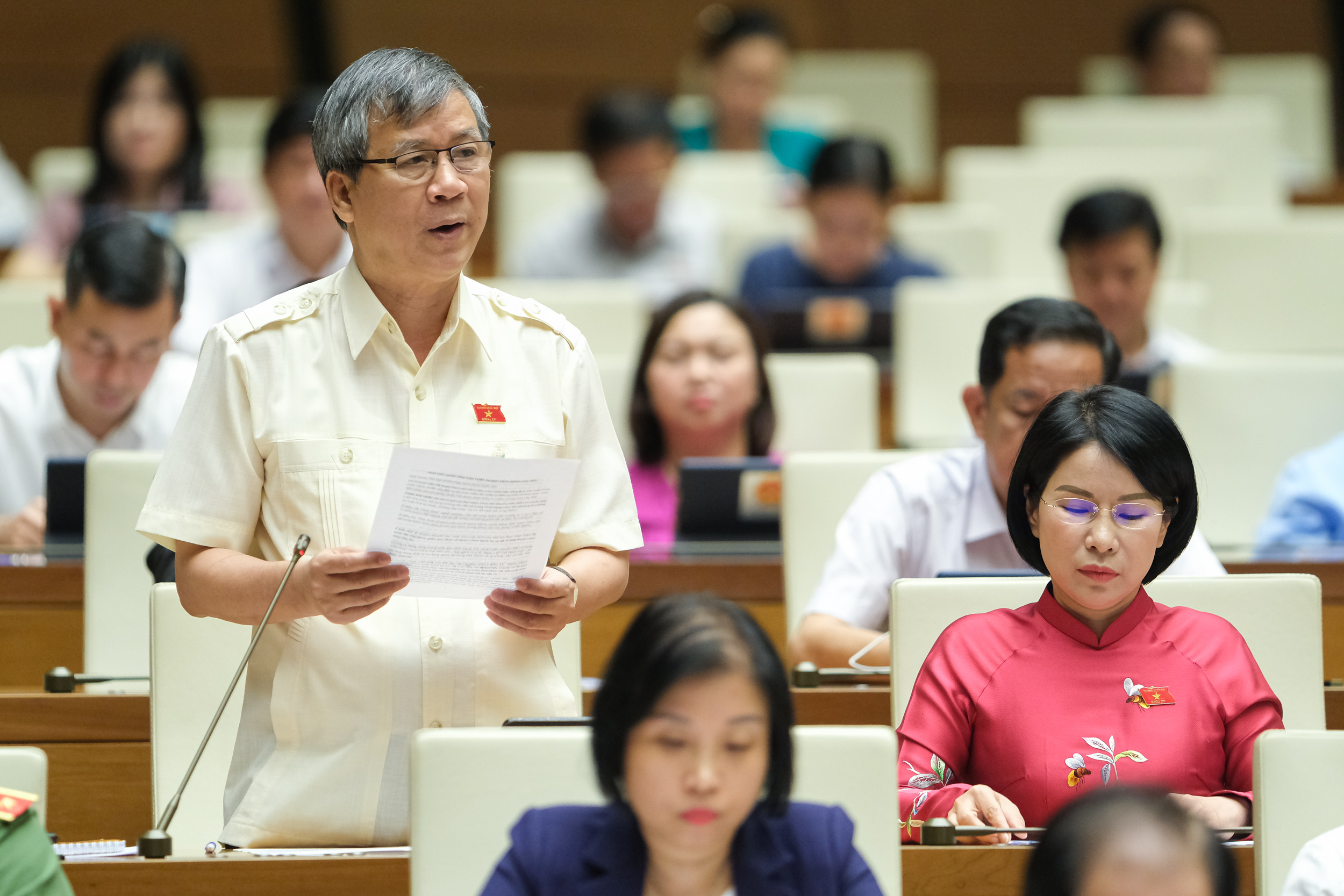 Chưa bao giờ luật pháp về y tế bị thiếu hụt và không cập nhật như bây giờ - ảnh 1
