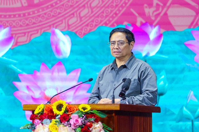 Thủ tướng: Lắng nghe trẻ em bằng trái tim, bảo vệ trẻ em bằng hành động - ảnh 1