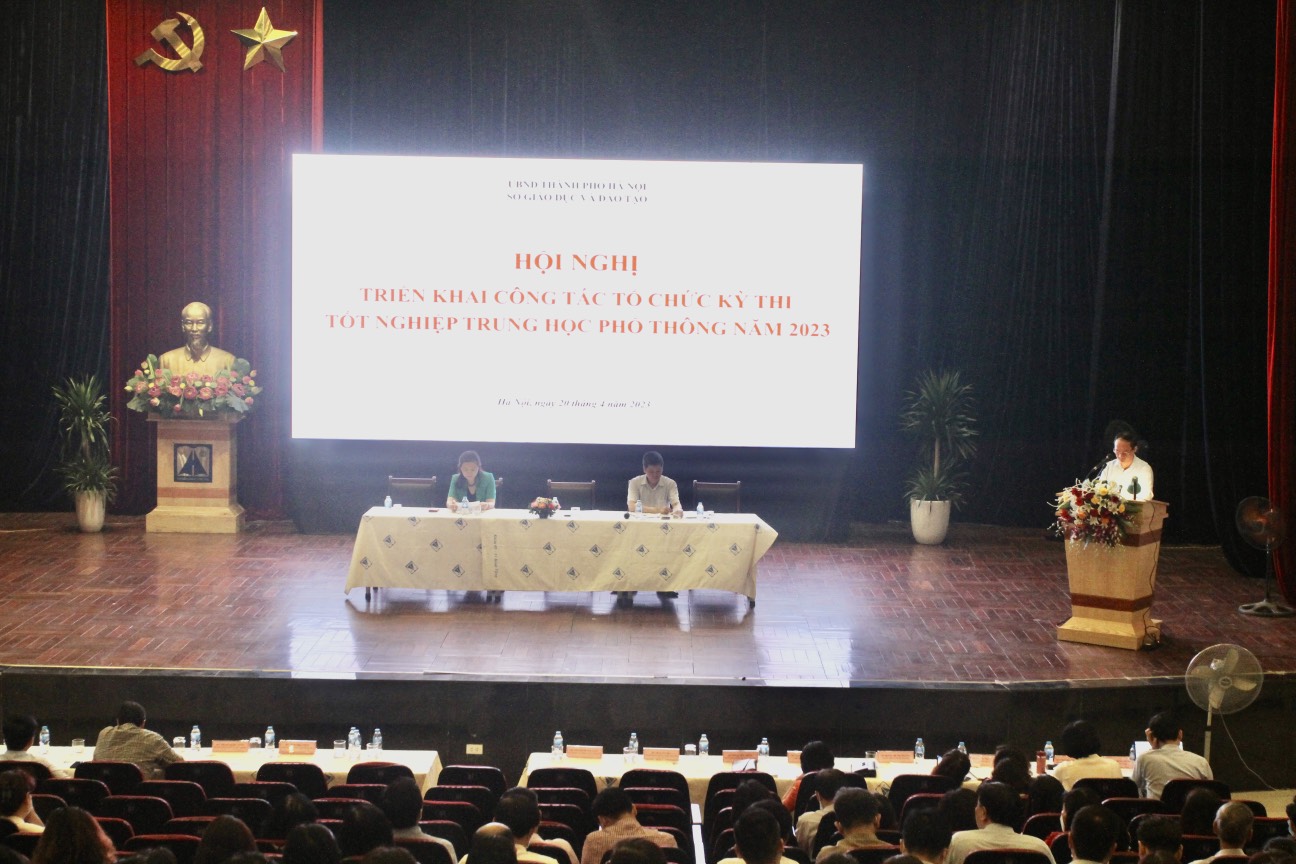 Hà Nội: Gần 100.000 thí sinh dự thi tốt nghiệp trung học phổ thông năm 2023 - ảnh 1