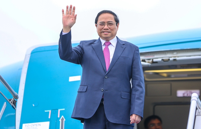 Thủ tướng Phạm Minh Chính lên đường dự Hội nghị Cấp cao ASEAN 42 - ảnh 1