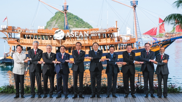Việt Nam mong muốn cùng các nước xây dựng bản sắc, giá trị, sức sống và uy tín của ASEAN - ảnh 1