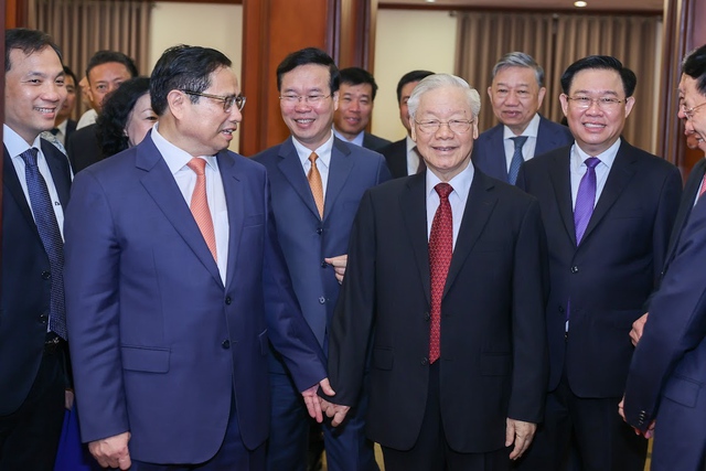 Chùm ảnh: Bế mạc Hội nghị Trung ương giữa nhiệm kỳ - Ảnh 2. Chùm ảnh: Bế mạc Hội nghị Trung ương giữa nhiệm kỳ - Ảnh 2.