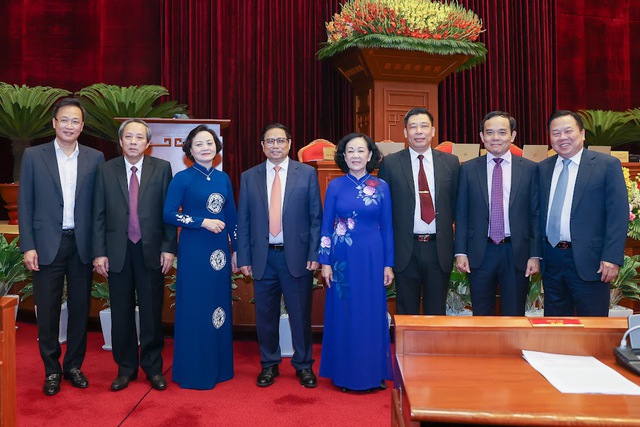 Chùm ảnh: Bế mạc Hội nghị Trung ương giữa nhiệm kỳ - Ảnh 4. Chùm ảnh: Bế mạc Hội nghị Trung ương giữa nhiệm kỳ - Ảnh 4.