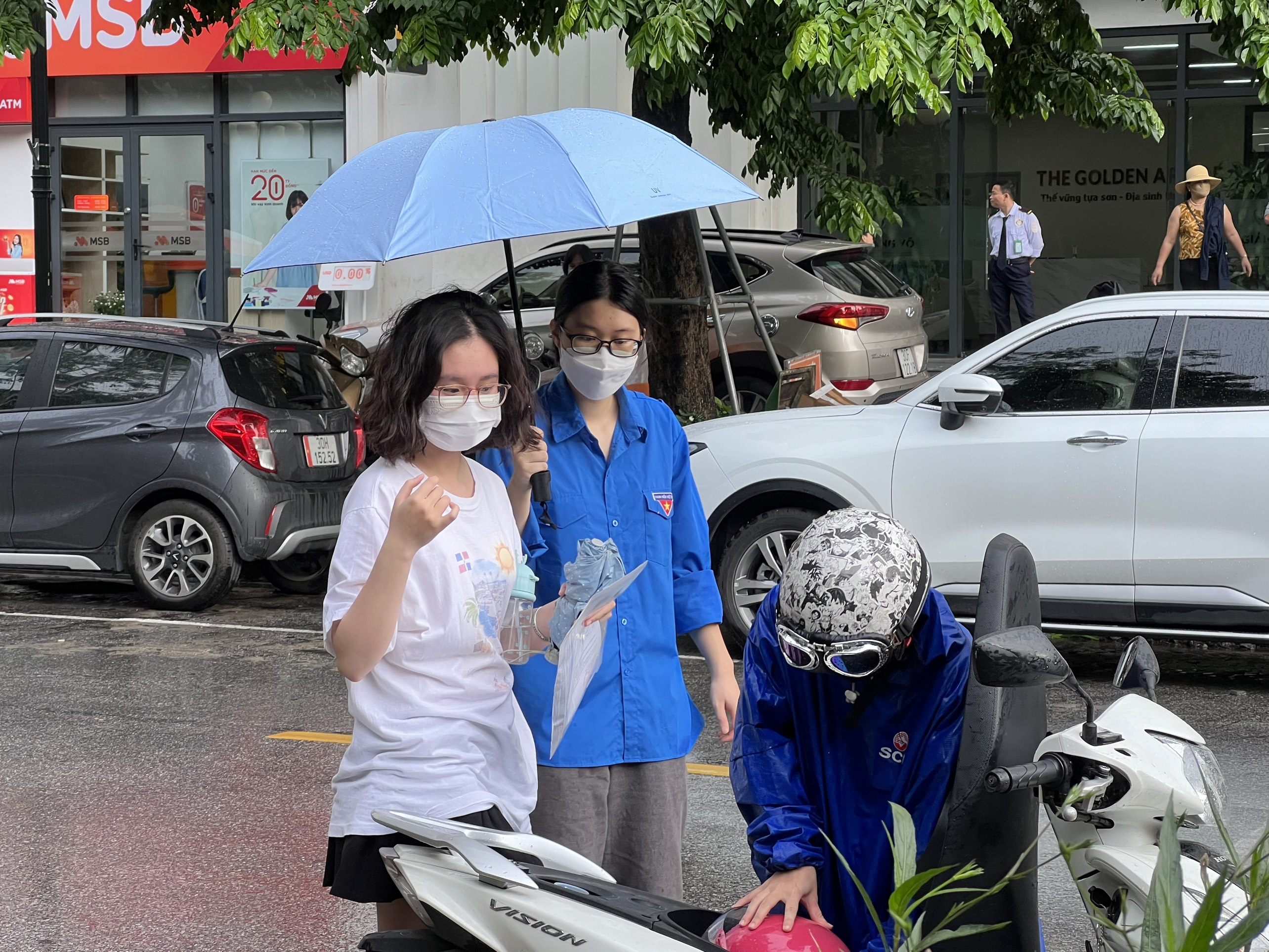 Hơn 1 triệu thí sinh bước vào ngày thi đầu tiên - ảnh 3