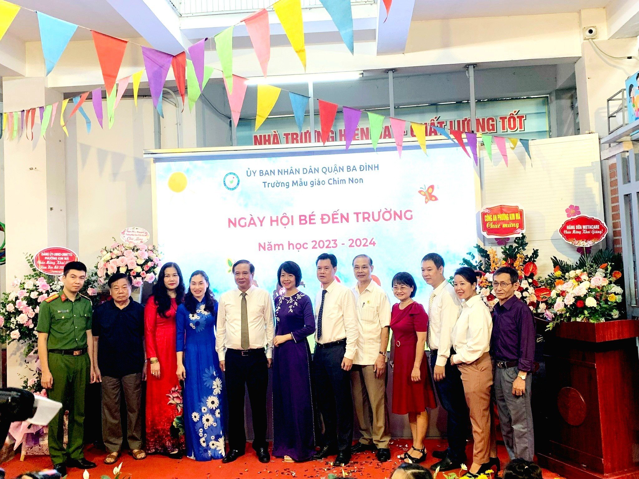 Hơn 53.000 học sinh quận Ba Đình hân hoan chào đón năm học mới - ảnh 4