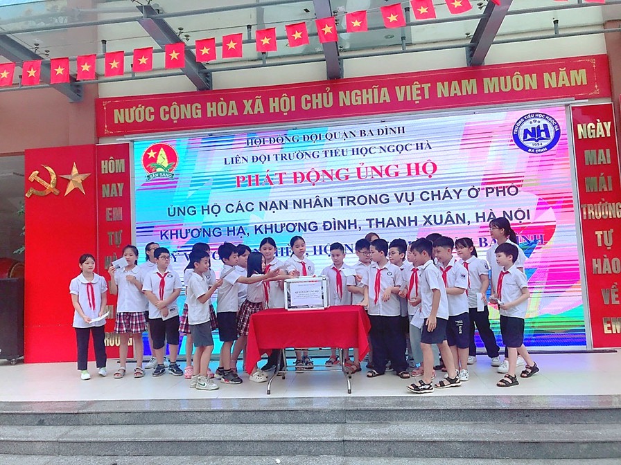 Trường Tiểu học Ngọc Hà góp yêu thương chia sẻ với những nạn nhân vụ cháy chung cư mini - ảnh 2