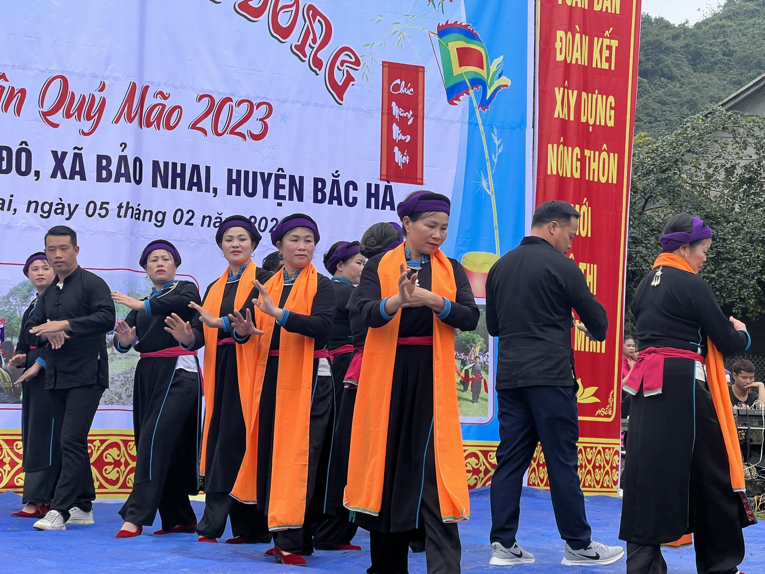 Đưa văn hóa dân tộc thành “đặc sản” văn hóa du lịch của người Tày Na Hối - ảnh 1