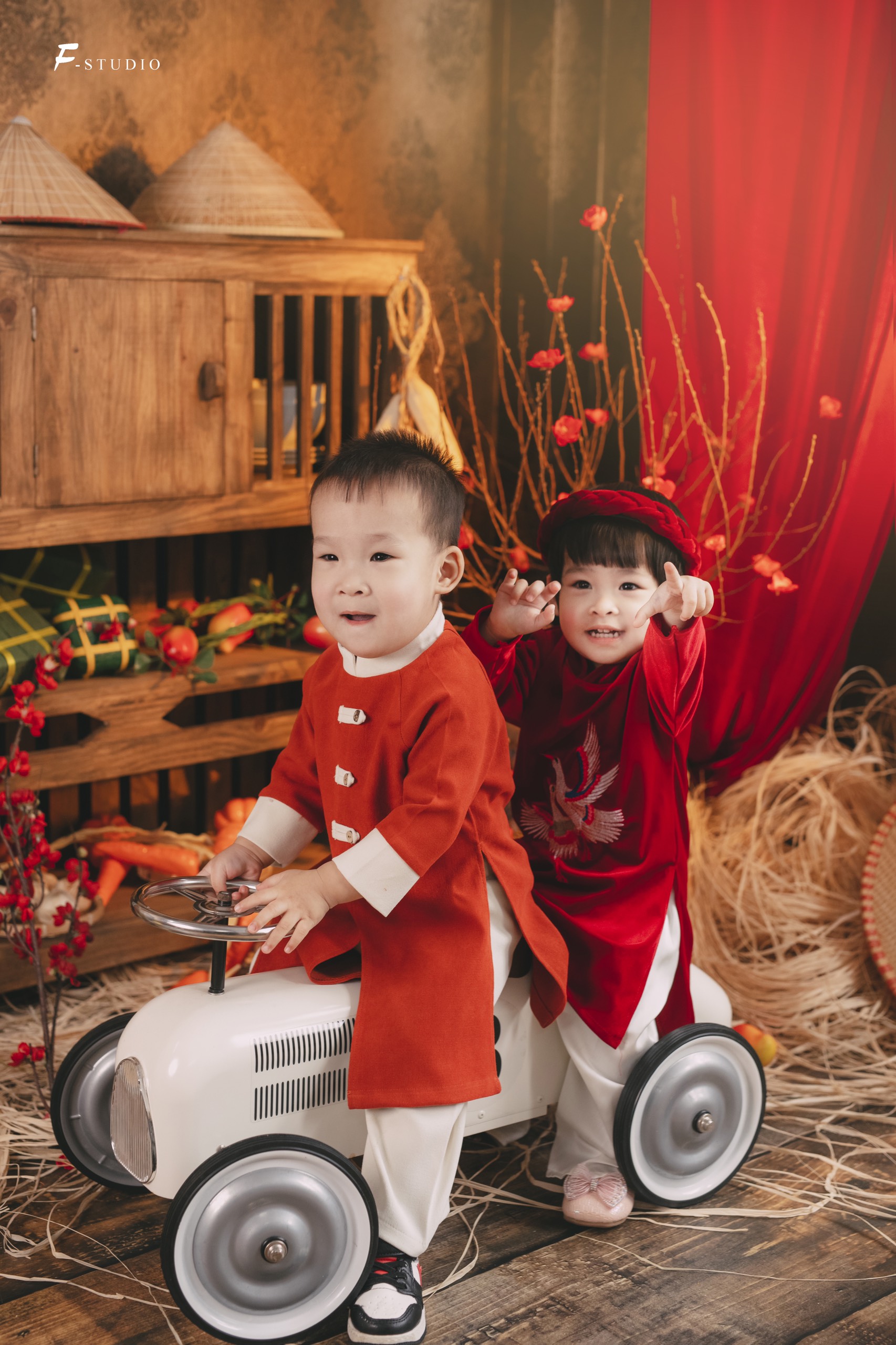 Mùa xuân hạnh phúc bên nụ cười con yêu - ảnh 3