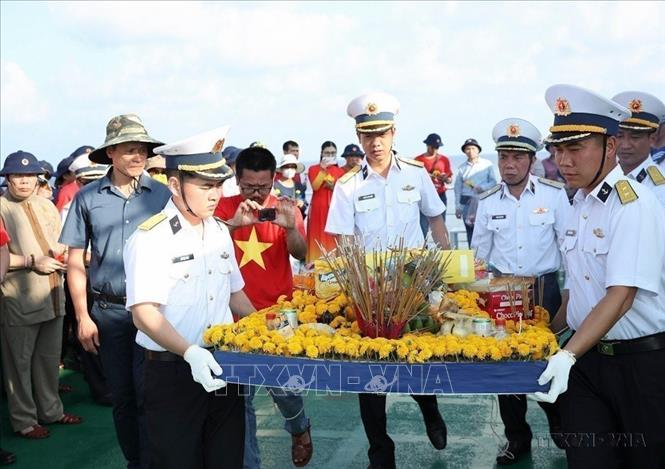 36 năm Cuộc chiến đấu bảo vệ chủ quyền Tổ quốc ở Gạc Ma: Lịch sử không bao giờ quên - ảnh 1