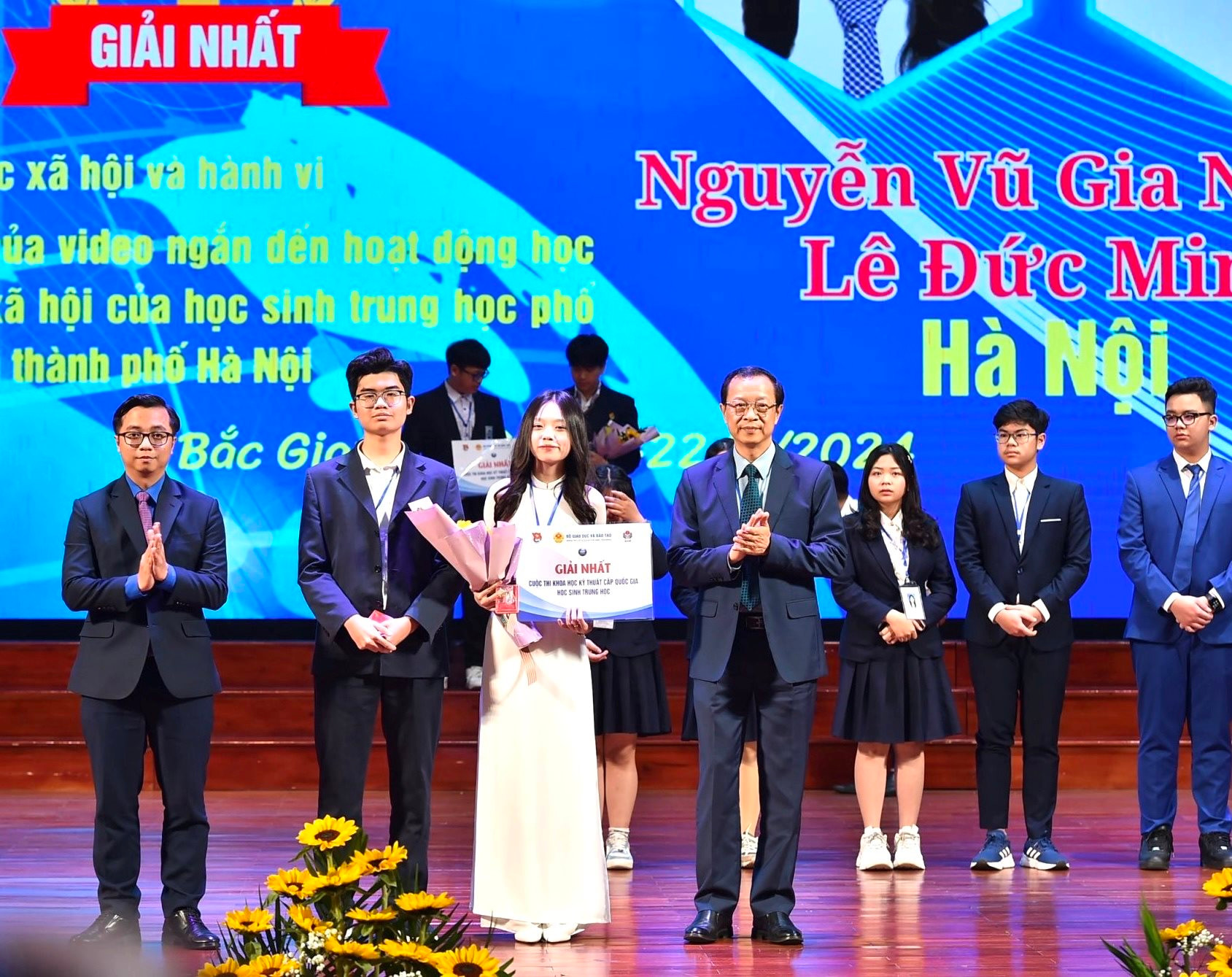 Nhấn vào ảnh để phóng to hs-ha-noi-nhat-1.jpg?w=1130