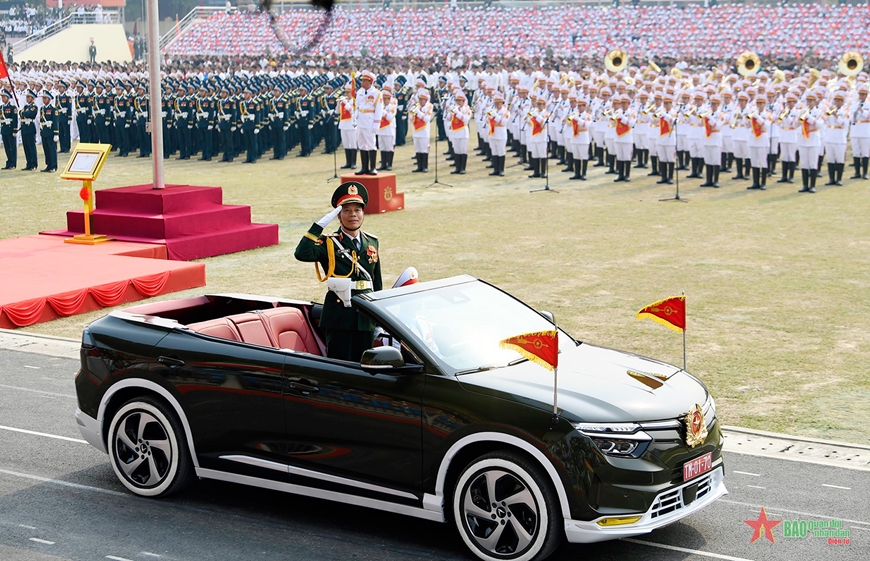 Diễu binh, diễu hành kỷ niệm trọng thể 70 năm Chiến thắng Điện Biên Phủ - ảnh 1