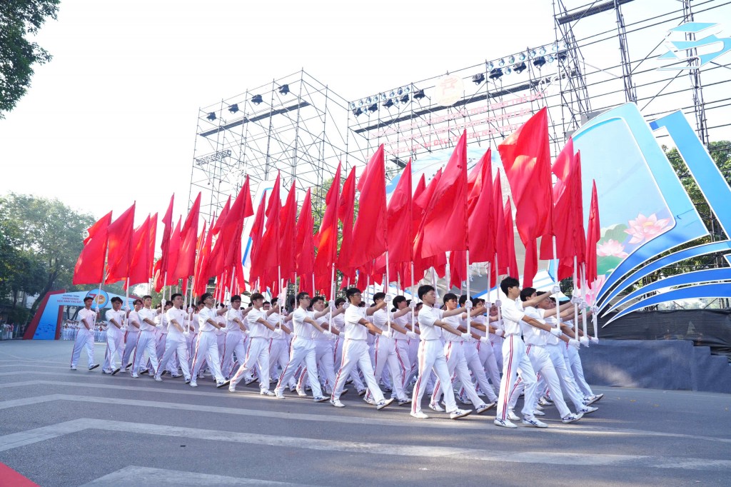 “Hành khúc học sinh Thủ đô”: Khơi dậy niềm tự hào dân tộc, lòng yêu nước, yêu Thủ đô - ảnh 5