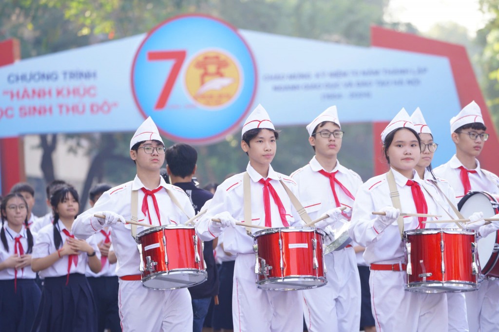 “Hành khúc học sinh Thủ đô”: Khơi dậy niềm tự hào dân tộc, lòng yêu nước, yêu Thủ đô - ảnh 6