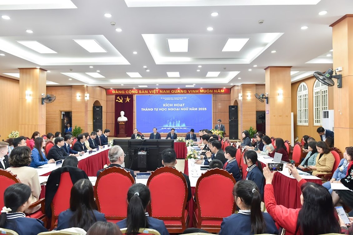 Hà Nội kích hoạt Tháng tự học ngoại ngữ năm 2025 - ảnh 2