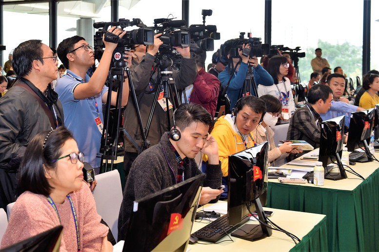 Báo chí cách mạng Việt Nam: Ngọn cờ tư tưởng, động lực to lớn góp phần đưa đất nước vững bước vào kỷ nguyên mới - ảnh 4