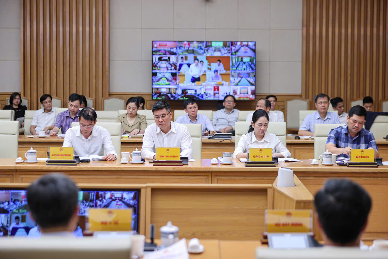 Thực hiện nhiệm vụ Kỳ thi tốt nghiệp THPT với trách nhiệm cao nhất, không để thí sinh bị bỏ lại phía sau - ảnh 8