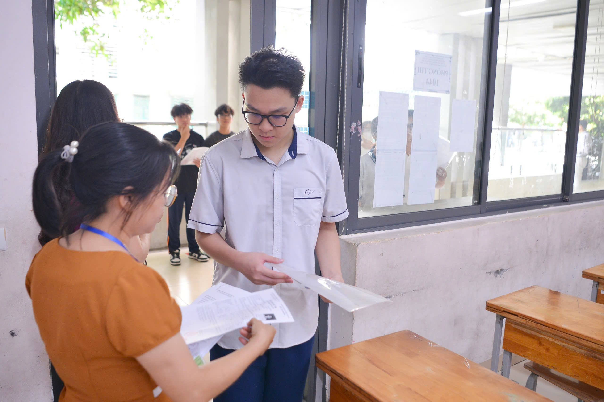 Gần 100% thí sinh cả nước hoàn thành thủ tục dự thi tốt nghiệp THPT năm 2025 - ảnh 1