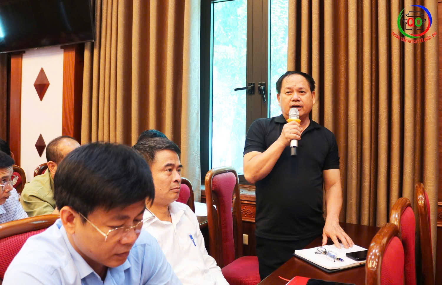 Đảng ủy xã Quốc Oai tổ chức hội nghị góp ý dự thảo báo cáo chính trị Đại hội Đảng bộ xã lần thứ Nhất - ảnh 6