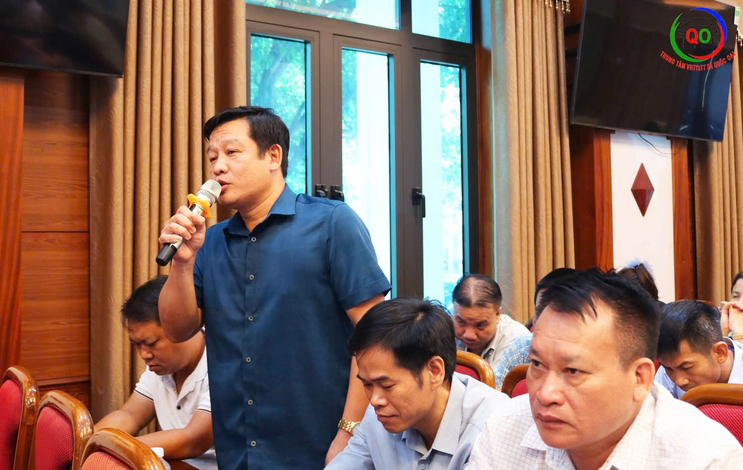 Đảng ủy xã Quốc Oai tổ chức hội nghị góp ý dự thảo báo cáo chính trị Đại hội Đảng bộ xã lần thứ Nhất - ảnh 5