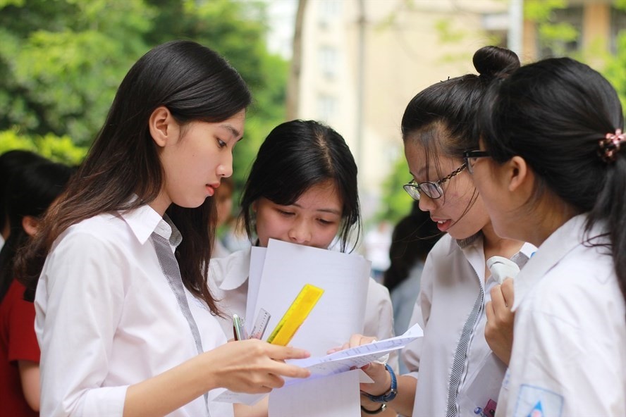 Hà Nội: Hơn 1.100 học sinh trúng tuyển bổ sung lớp 10 năm học 2025-2026 - ảnh 1