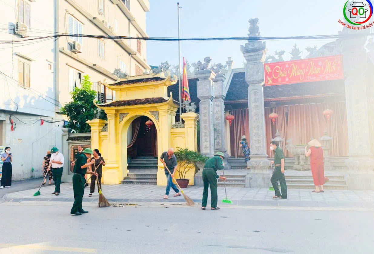 Xã Quốc Oai: Đồng loạt ra quân tổng vệ sinh môi trường - ảnh 22