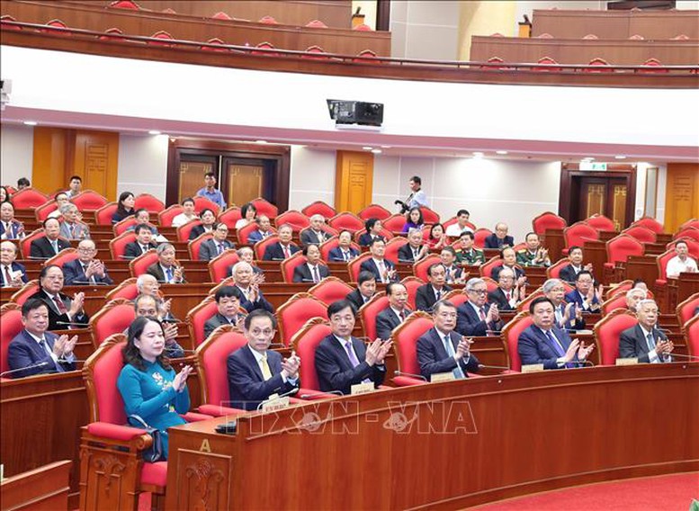 Tổng Bí thư: Trí thức, nhà khoa học, văn nghệ sĩ tiếp tục là lực lượng tiên phong mở đường cho dân tộc tiến lên mạnh mẽ - ảnh 2