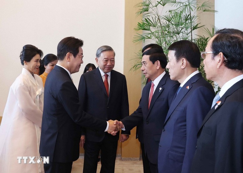 Tổng thống Hàn Quốc chủ trì Lễ đón trọng thể Tổng Bí thư Tô Lâm và Phu nhân - ảnh 5