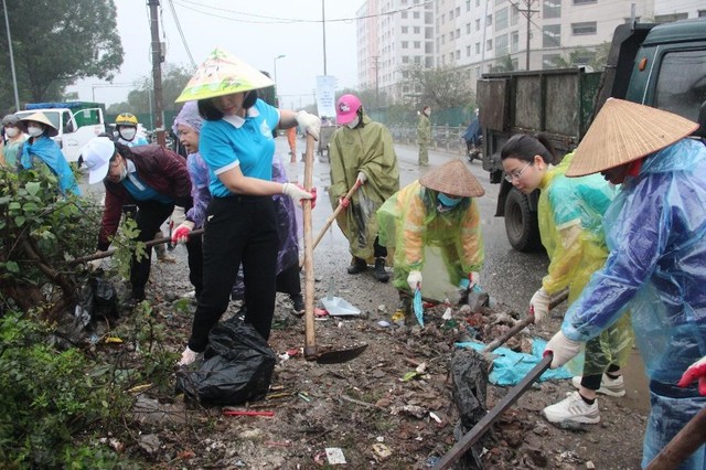 Phát động phong trào toàn dân chung tay bảo vệ môi trường chào mừng kỷ niệm 80 năm Quốc khánh 2/9 - ảnh 2