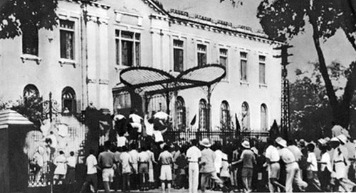 Cách mạng Tháng Tám năm 1945: Sự kiện vĩ đại trong lịch sử dân tộc Việt Nam - ảnh 1