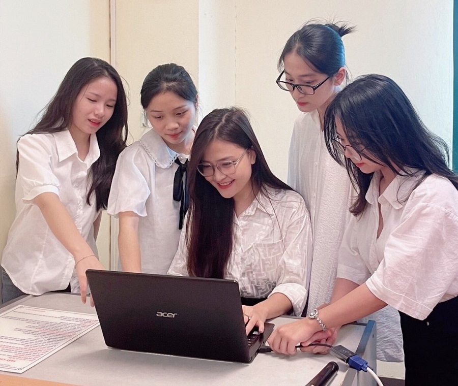 Bộ Chính trị ban hành Nghị quyết về đột phá phát triển giáo dục và đào tạo - ảnh 5