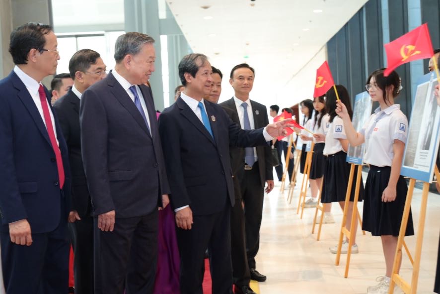 Phát biểu của Tổng Bí thư Tô Lâm tại Lễ kỷ niệm 80 năm truyền thống ngành Giáo dục và khai giảng năm học mới 2025-2026 - ảnh 3