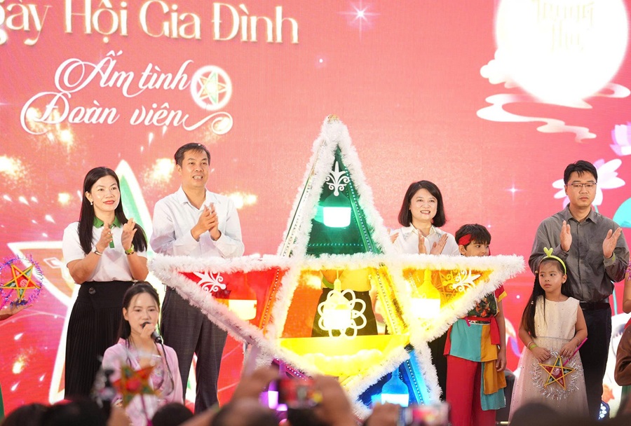 Bản hòa ca hạnh phúc từ Ngày hội Gia đình - Ấm tình đoàn viên - ảnh 2