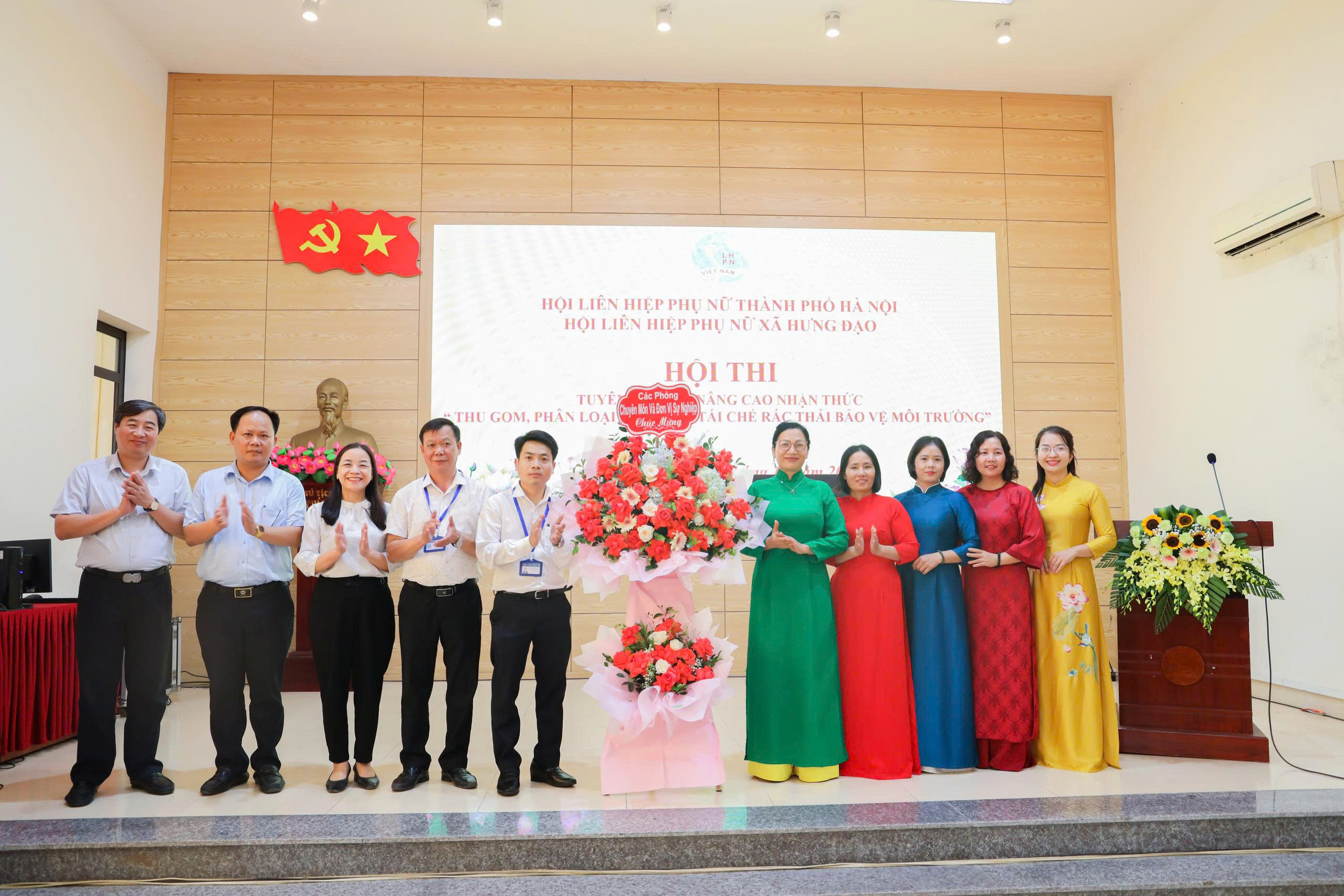 Hội LHPN Xã Hưng Đạo: Sôi nổi hội thi “Thu gom, phân loại và xử lý rác thải bảo vệ môi trường” - ảnh 14