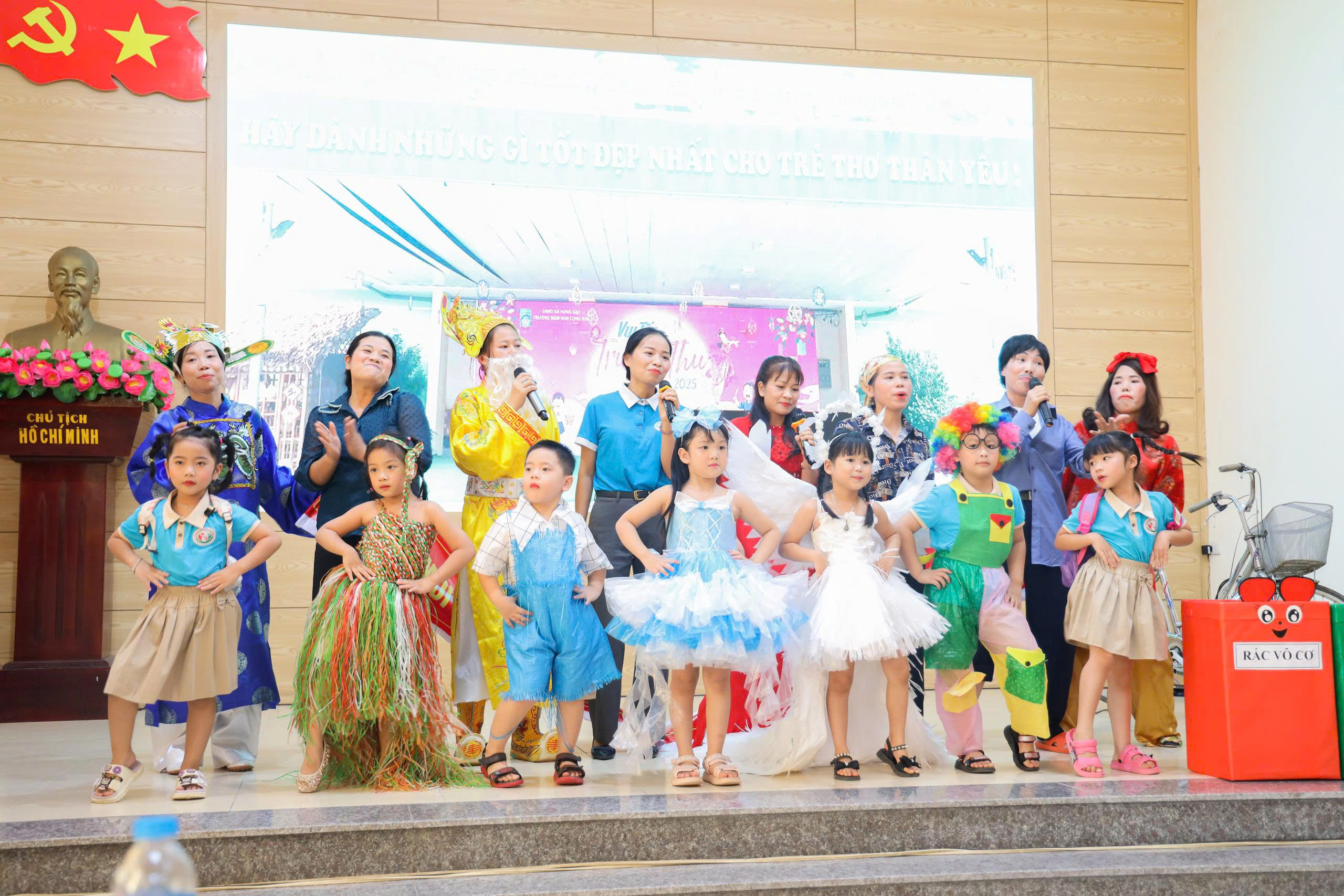 Hội LHPN Xã Hưng Đạo: Sôi nổi hội thi “Thu gom, phân loại và xử lý rác thải bảo vệ môi trường” - ảnh 3