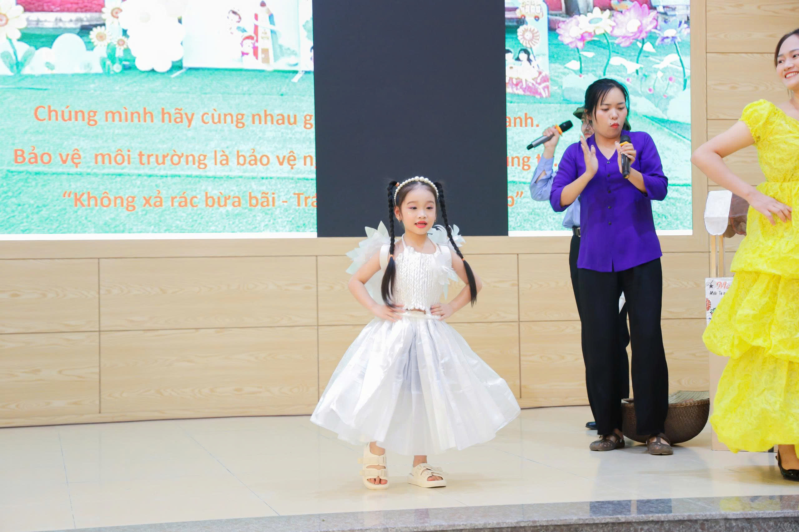 Hội LHPN Xã Hưng Đạo: Sôi nổi hội thi “Thu gom, phân loại và xử lý rác thải bảo vệ môi trường” - ảnh 21