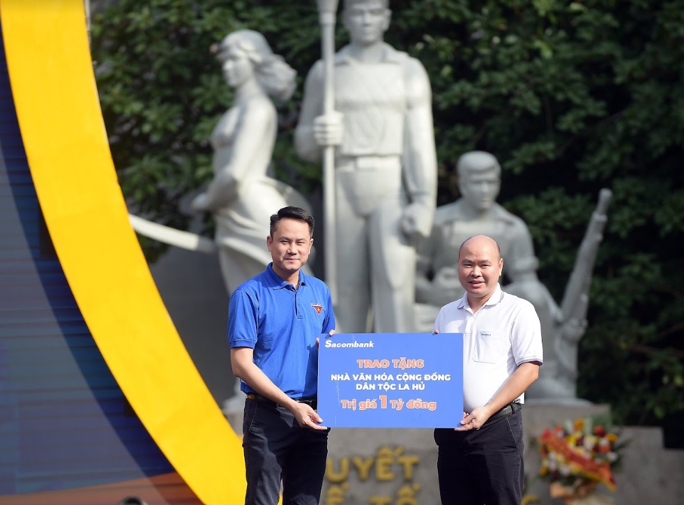 Người dân Hà Nội nô nức tham gia khởi động “Chương trình Những bước chân vì cộng đồng” chặng 8 - ảnh 3