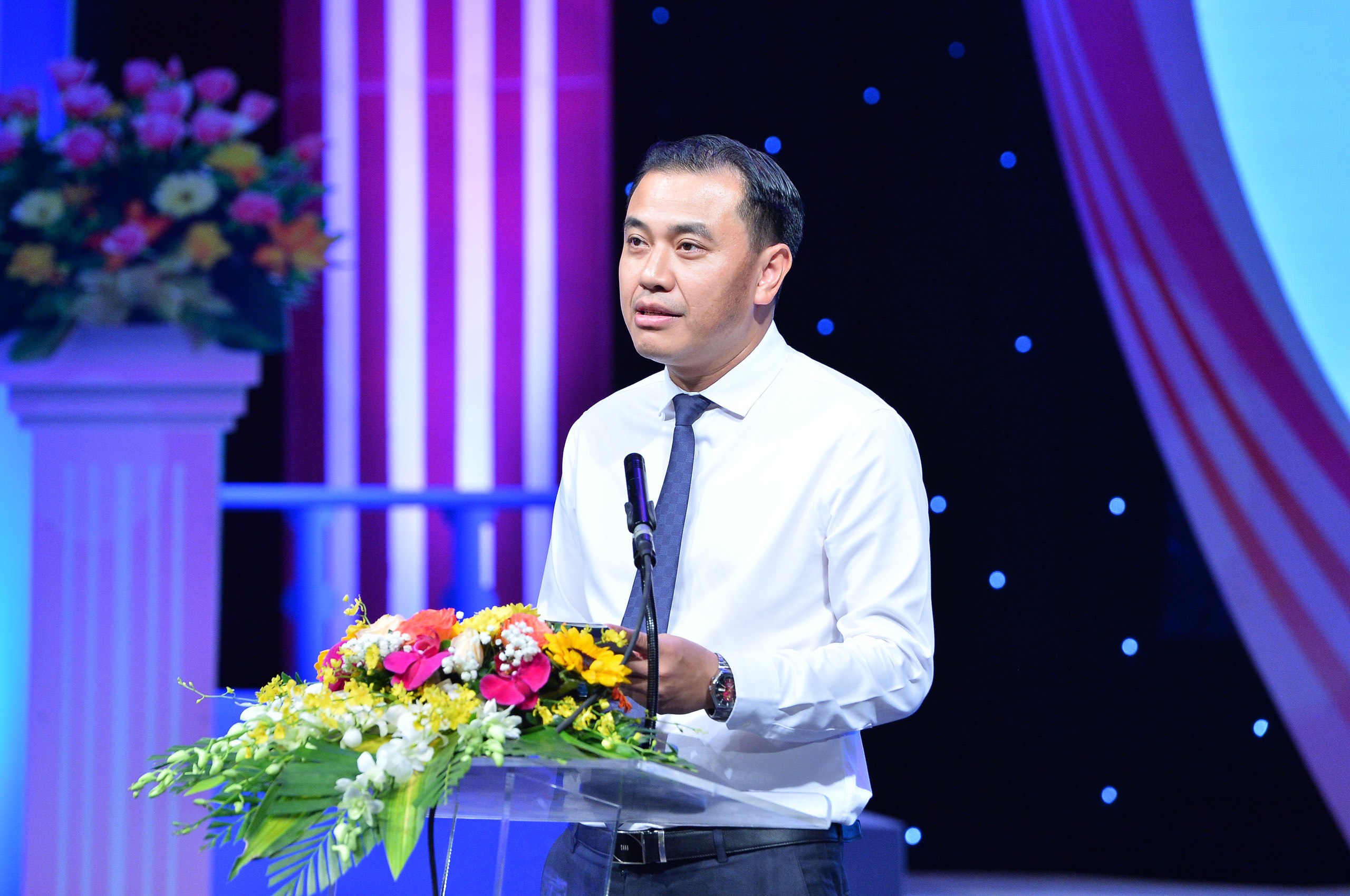 Lan tỏa những câu chuyện hạnh phúc để tạo nên xã hội hạnh phúc - ảnh 2