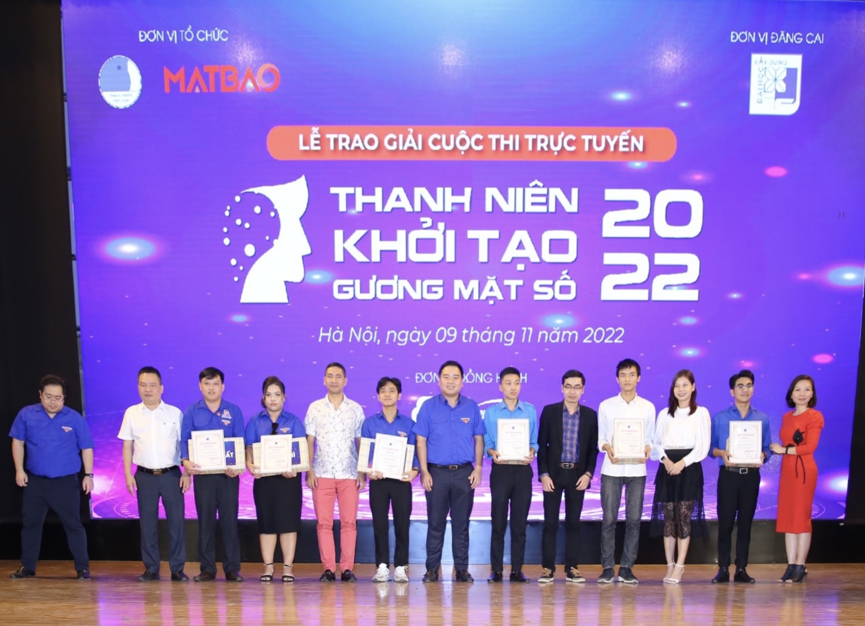 Trao giải cuộc thi “Thanh niên khởi tạo gương mặt số” năm 2022 - ảnh 1