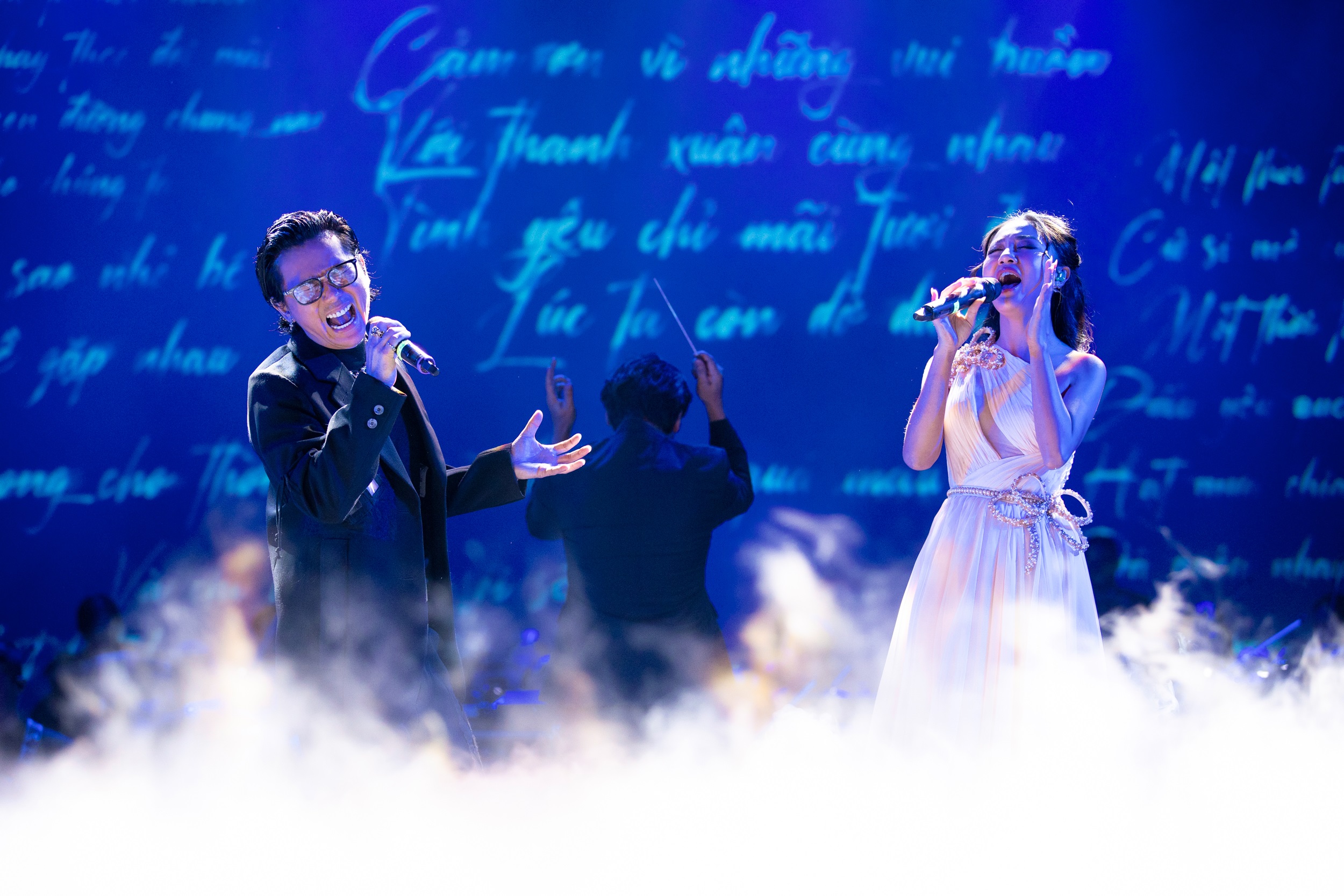 Mars Anh Tú thăng hoa với mini concert The Ballad - ảnh 1