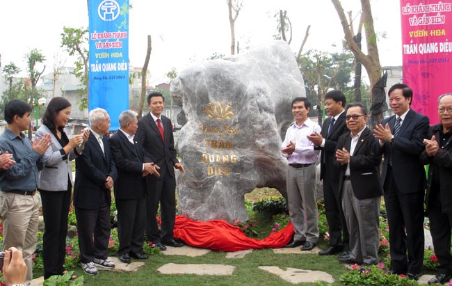 Người dân bất bình vì doanh nghiệp tư nhân được cấp phép trông giữ xe tại khu vực vườn hoa Trần Quang Diệu (?!) - ảnh 2