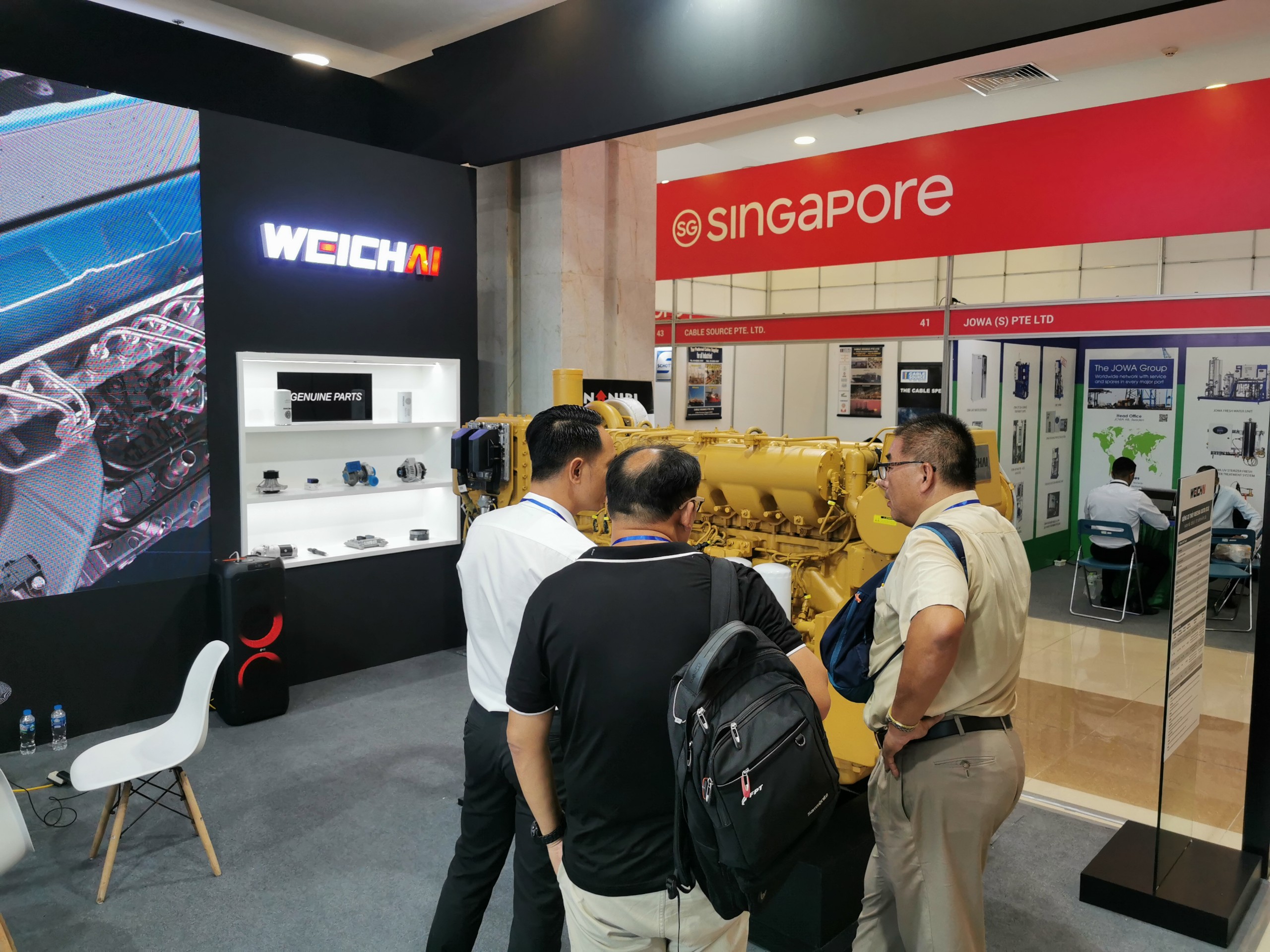 Lần đầu tiên Triển lãm Quốc tế Hàng hải và Đóng tàu được tổ chức ở Hà Nội - ảnh 1