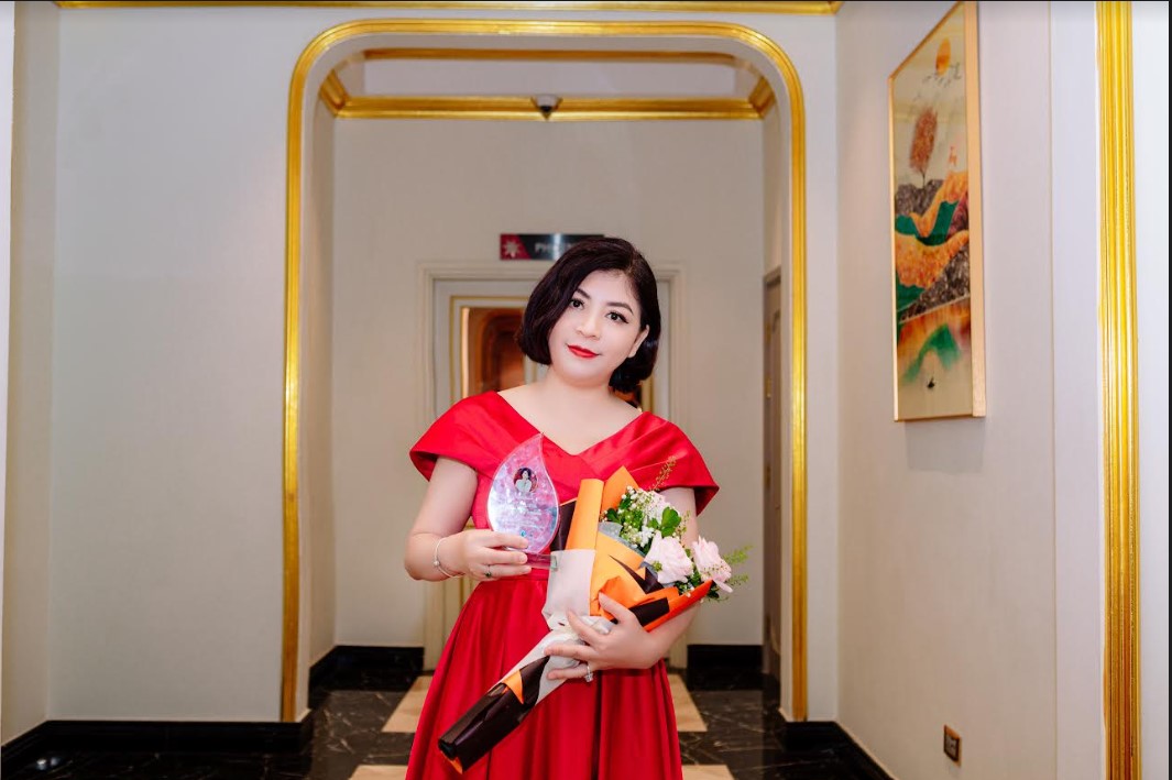 Nhạc sĩ Đinh Phương Anh được vinh danh “Nghệ sĩ xuất sắc vì cộng đồng” - ảnh 1