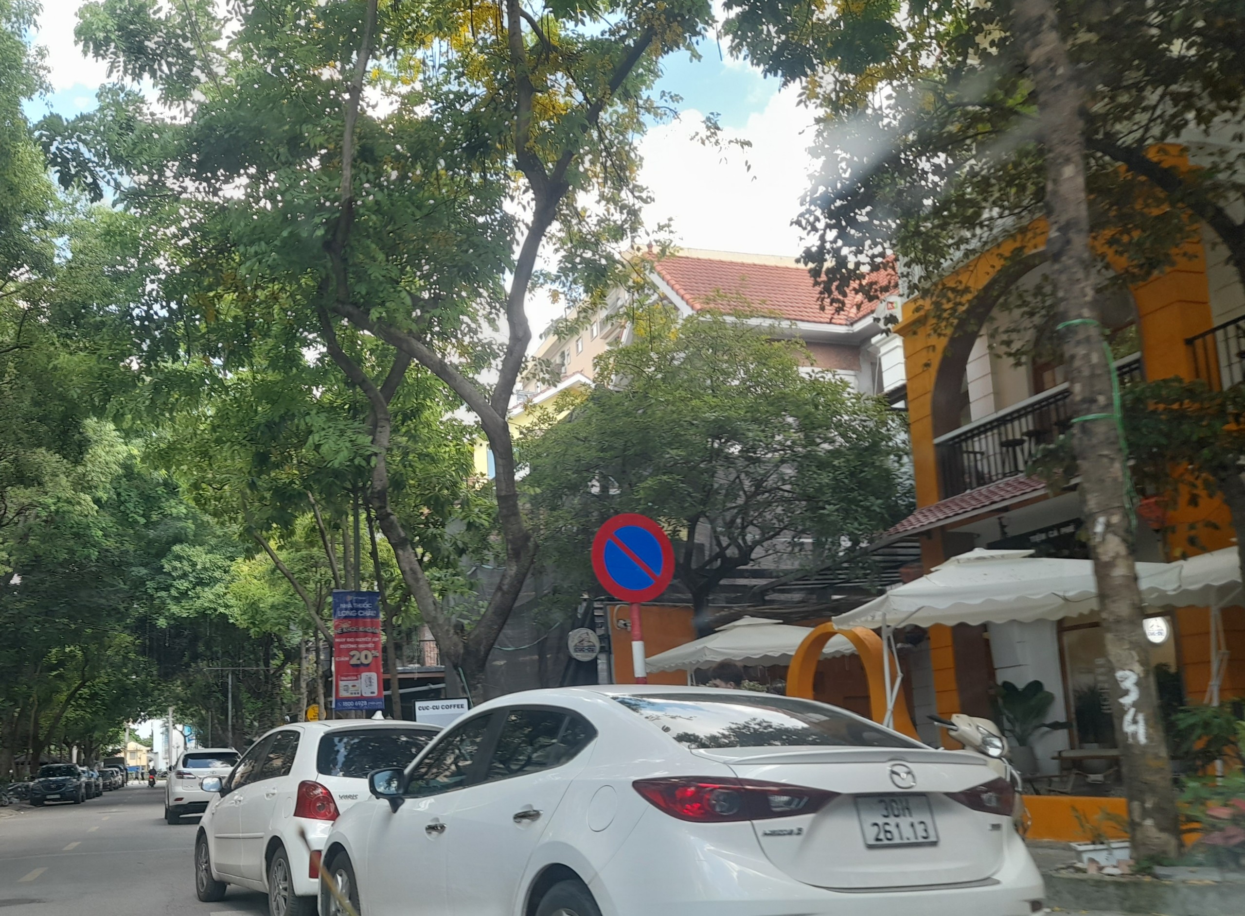 Cần xử lý nghiêm vi phạm, lập lại trật tự đô thị trên địa bàn phường Mỹ Đình 2 - ảnh 3