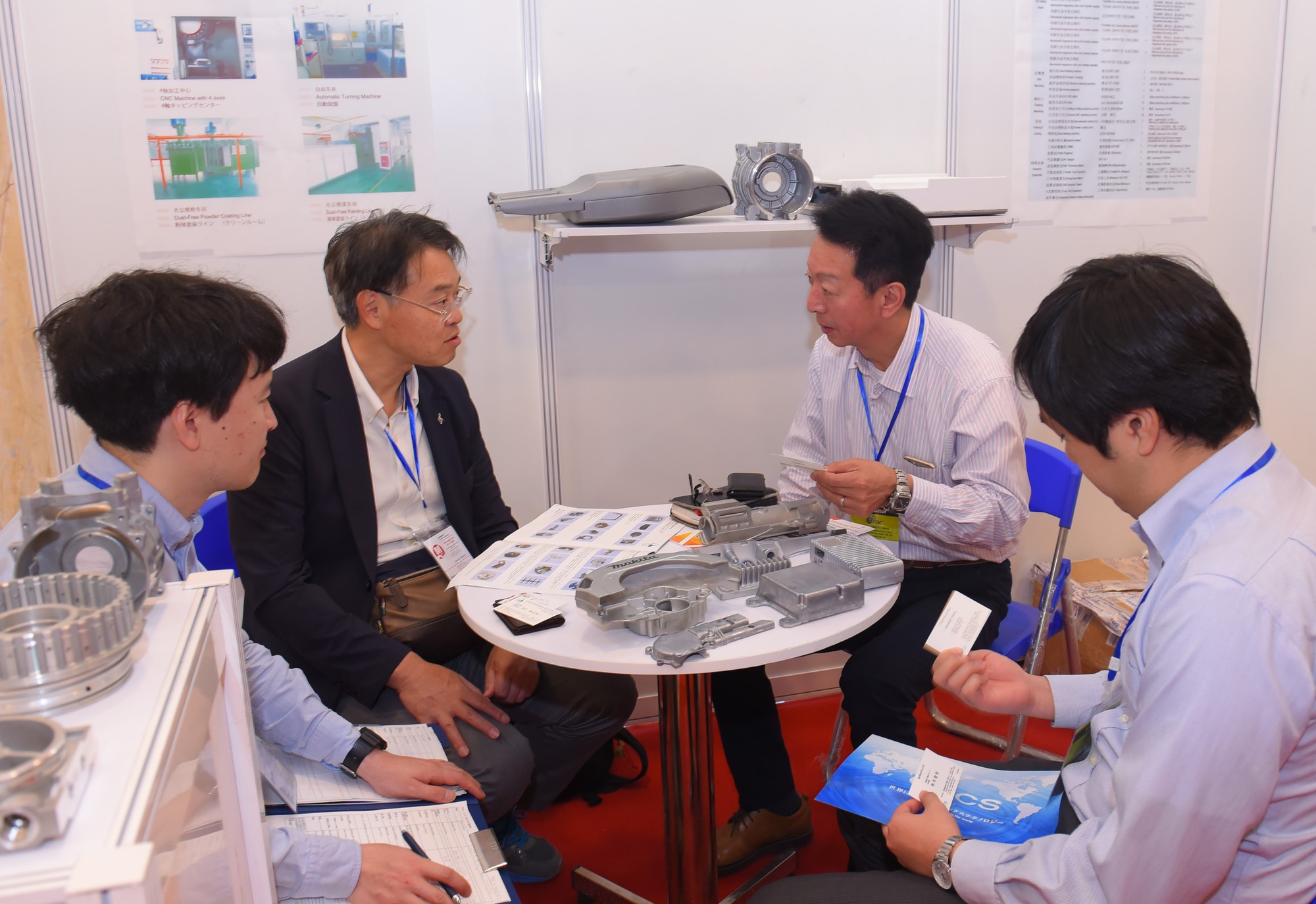 Hội chợ công nghiệp hỗ trợ Hà Nội 2023 mở ra nhiều cơ hội kết nối giao thương trực tiếp cho doanh nghiệp Việt - ảnh 2