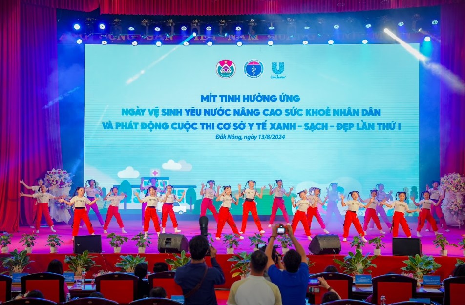 Mít tinh hưởng ứng Ngày Vệ sinh yêu nước nâng cao sức khỏe nhân dân năm 2024 - ảnh 3