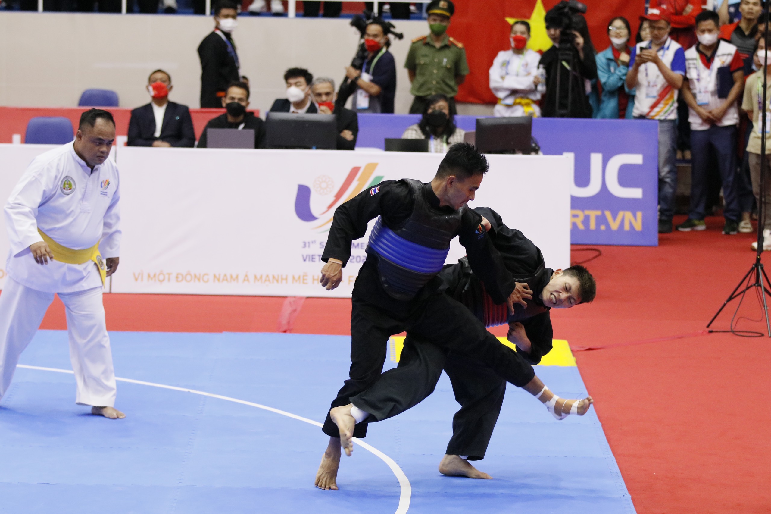 VĐV đầu tiên của quê hương Đất Tổ giành Huy chương Bạc cá nhân tại SEA Games 31 - ảnh 1